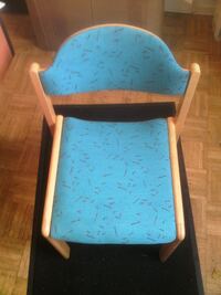 Stuhl blau nachher